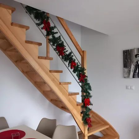 Pod Lasem * Czarny Dunajec